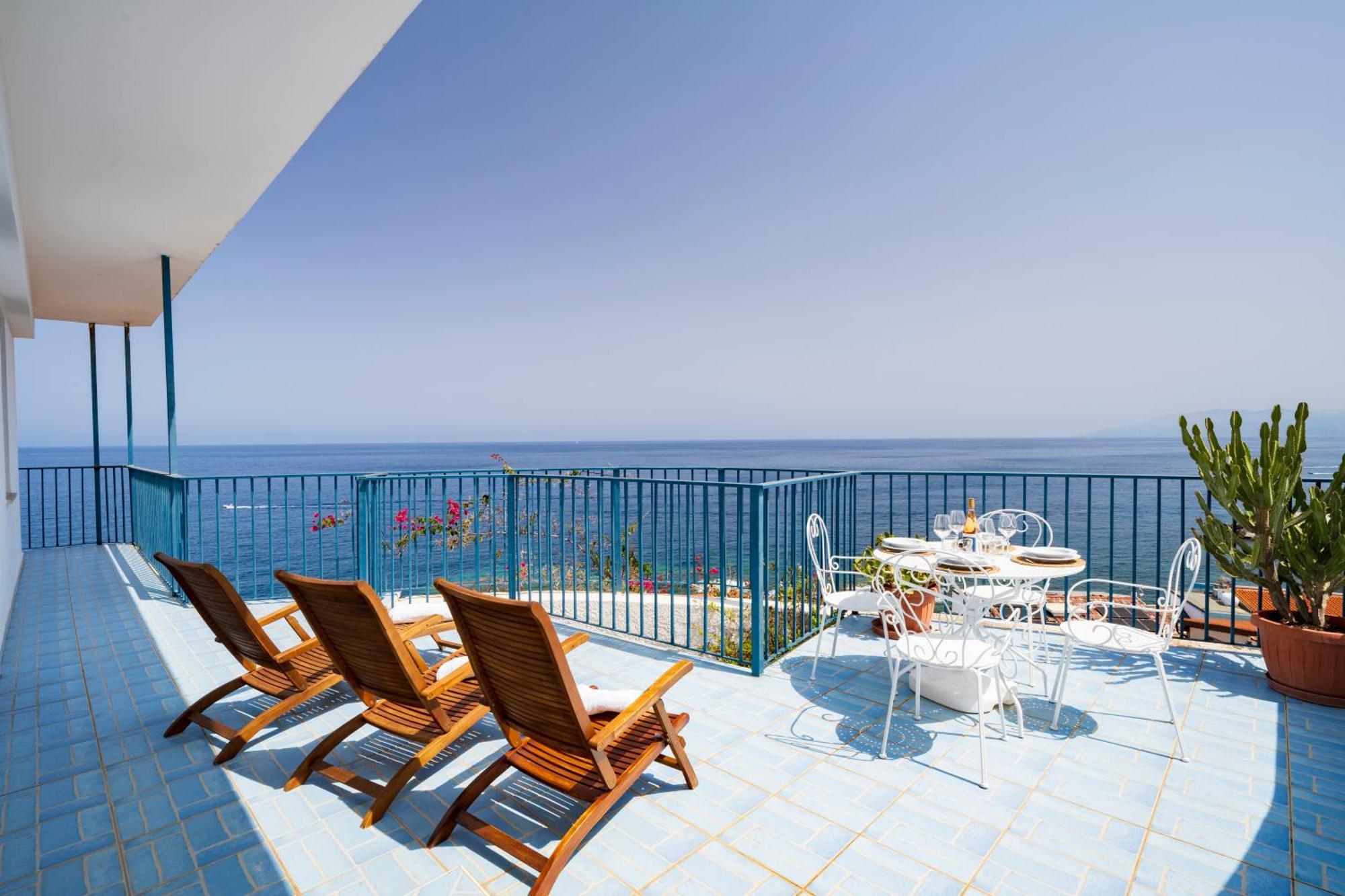 Seaview House Cala Gonone Apartment Екстериор снимка