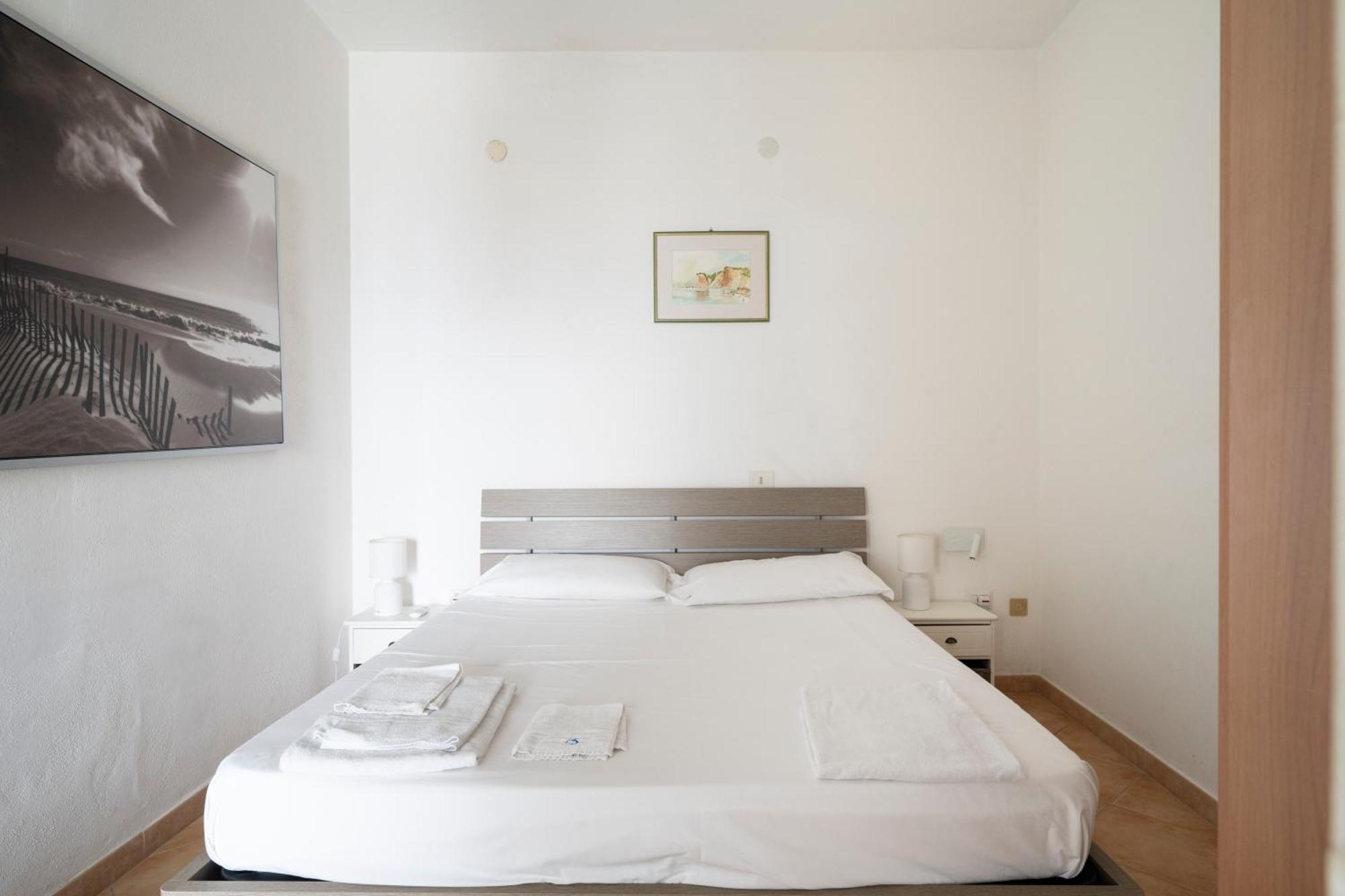 Seaview House Cala Gonone Apartment Екстериор снимка