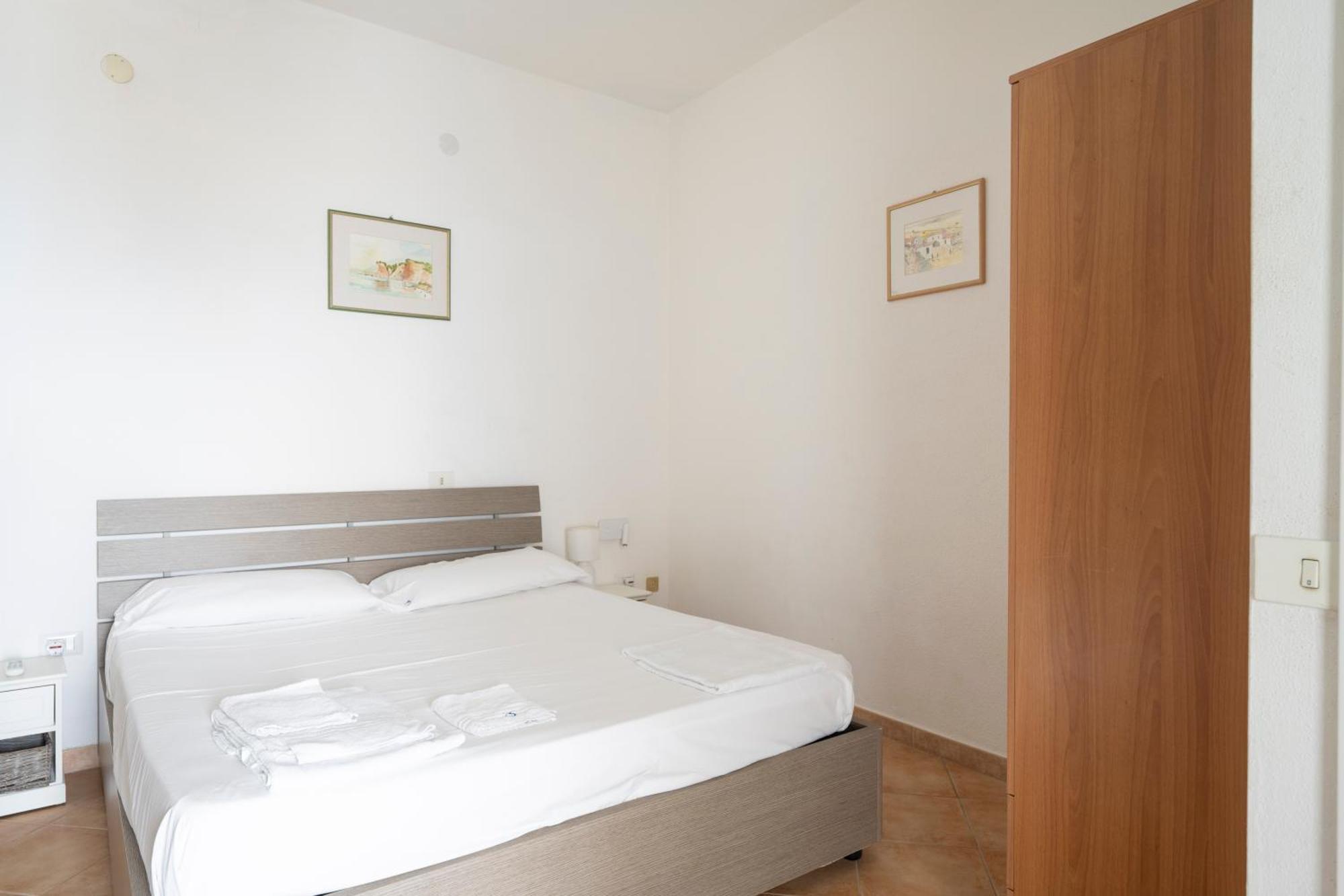 Seaview House Cala Gonone Apartment Стая снимка